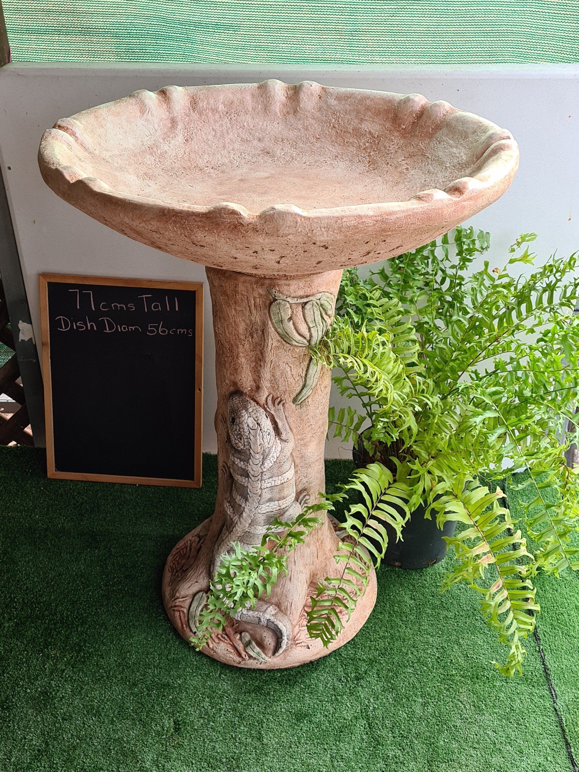 Wild Life Bird Bath
