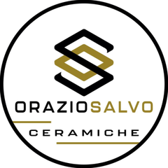 Logo Orazio Salvo Ceramiche in nero, oro e bianco con una S stilizzata all'interno di un cerchio
