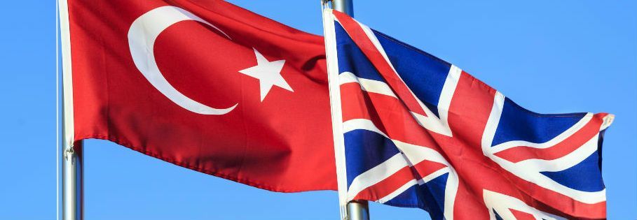 Hair transplant in the UK or Turkey: what to compare