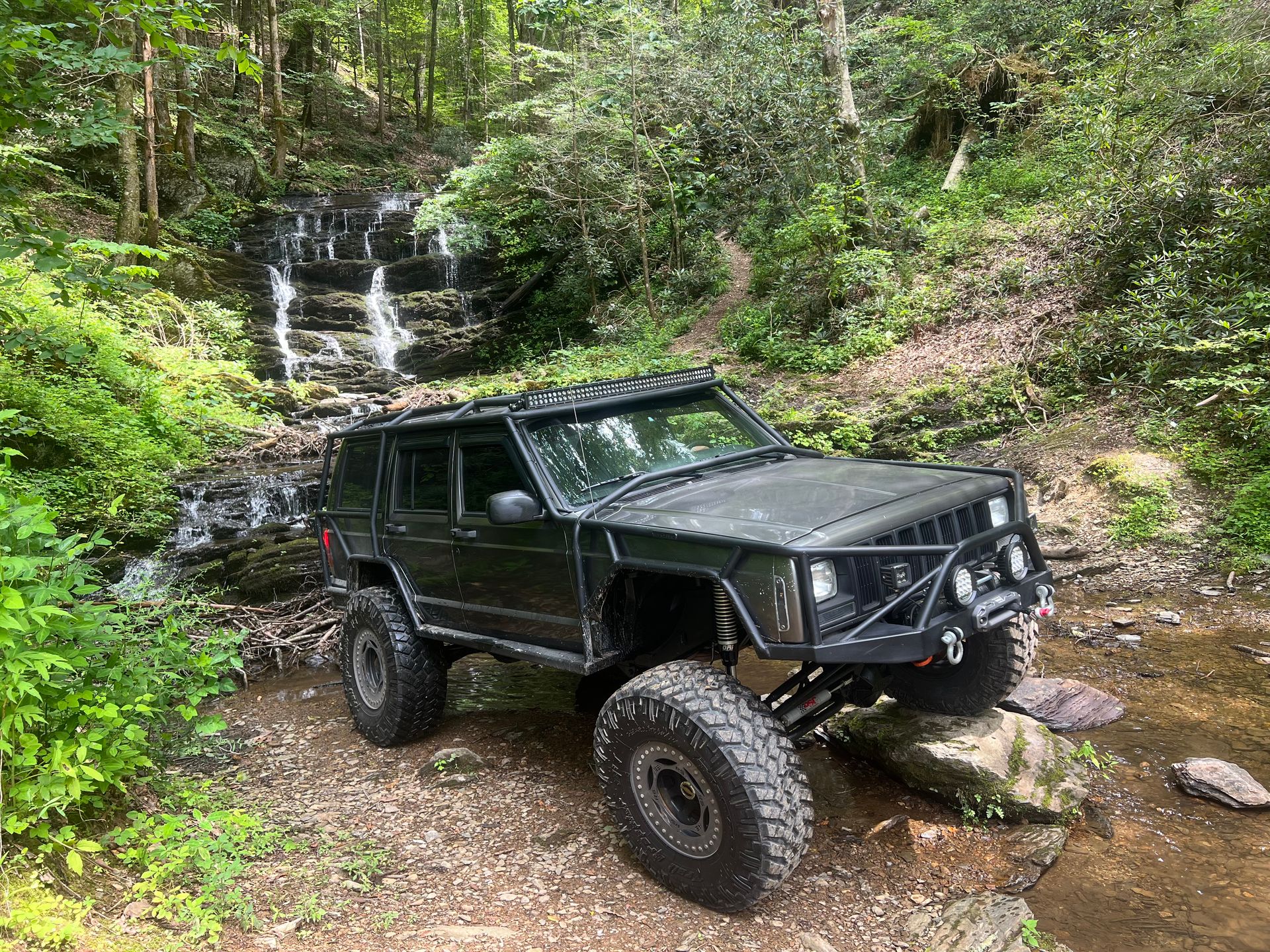 Our Glass & Customization Gallery Dalton, GA Mark's Auto