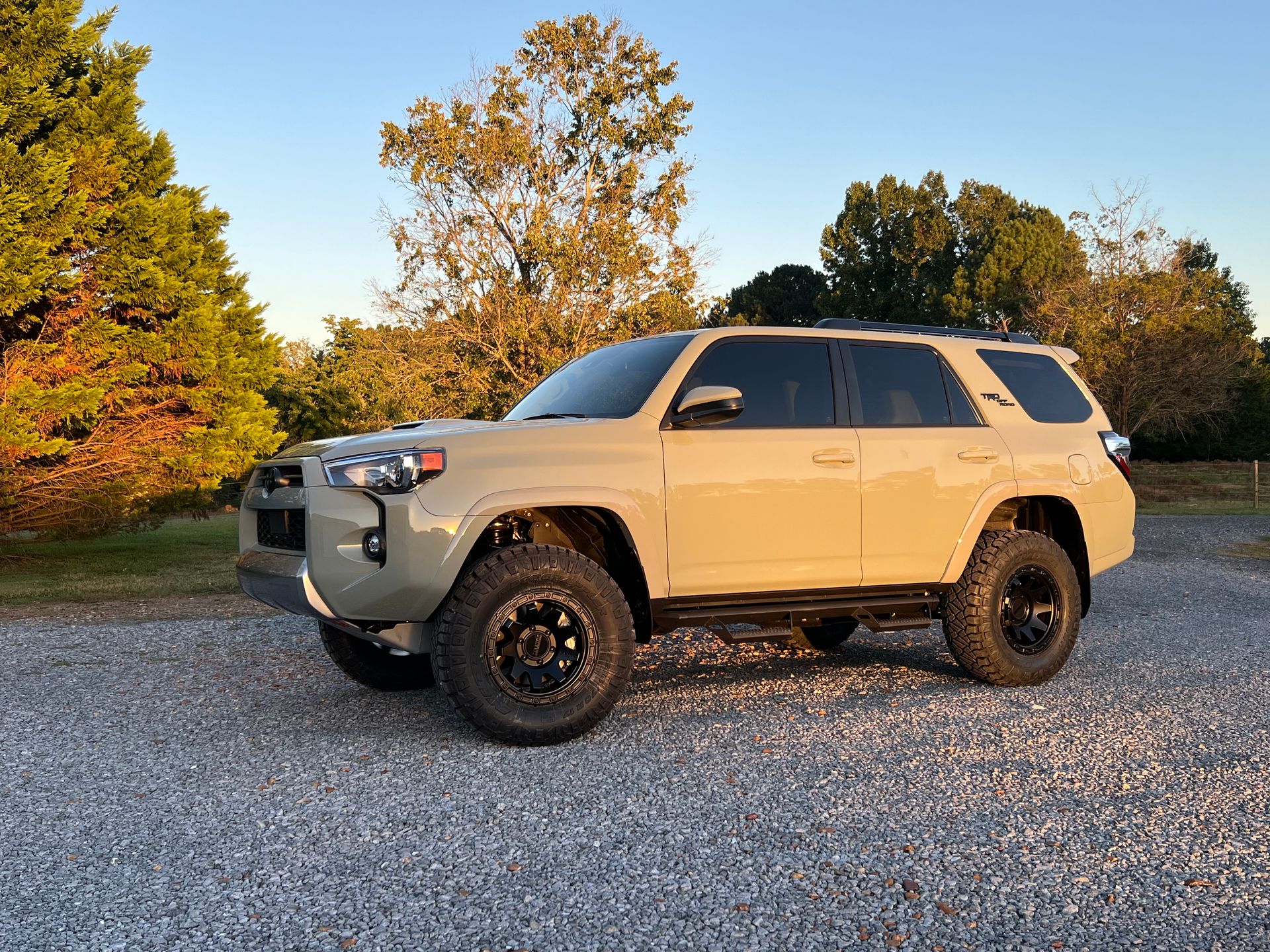 Our Glass & Customization Gallery Dalton, GA Mark's Auto