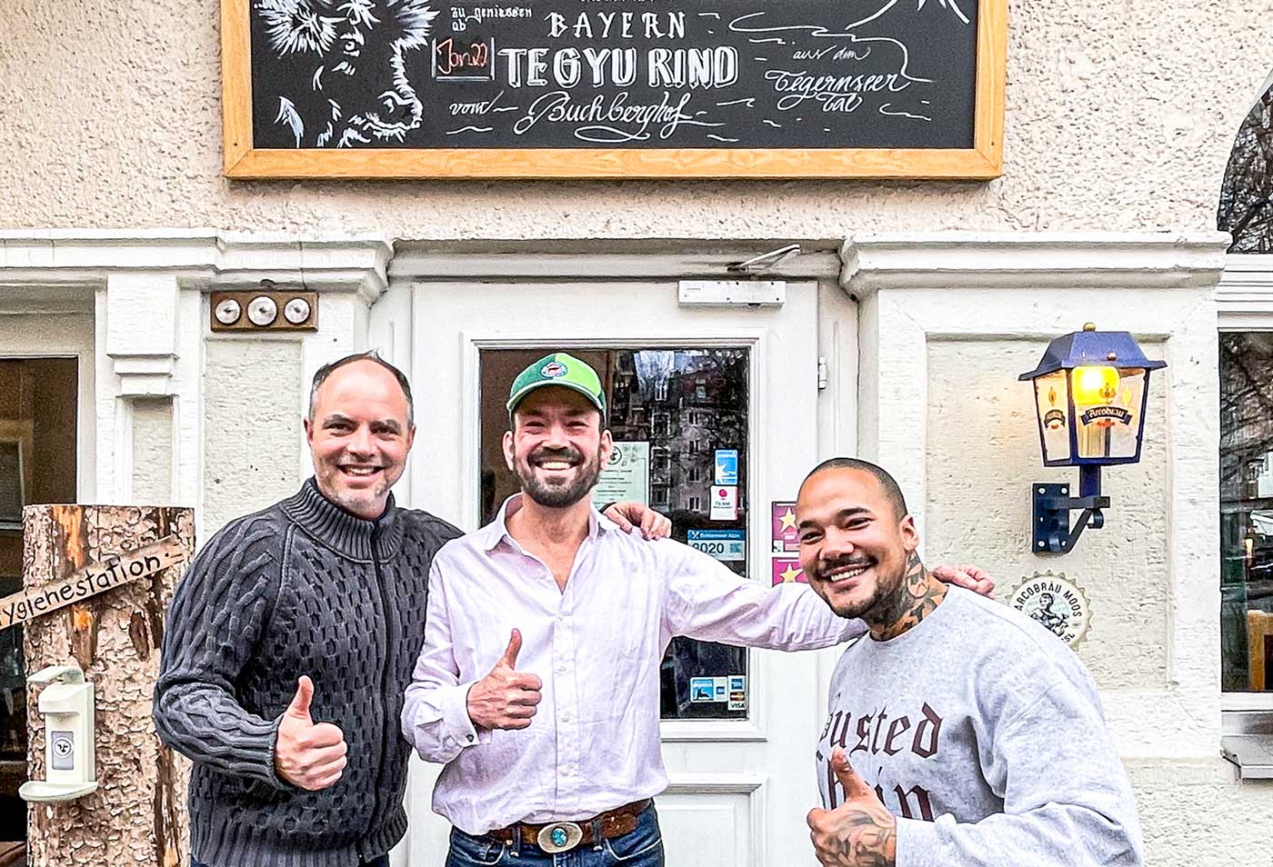 Frisches und nachhaltig regional erzeugtes Wagyu Rindfleisch Tegyu mit Marmorierung vom Buchberghof am Tegernsee