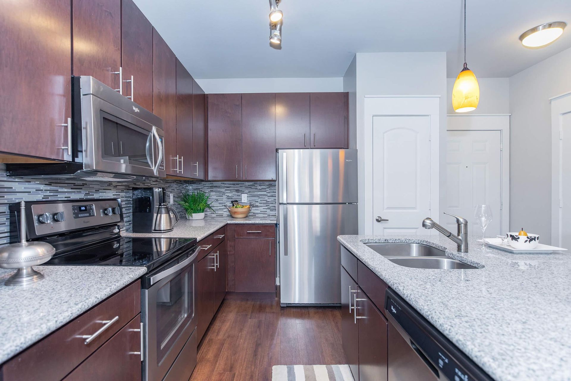 San Marino Apartments in Houston, TX