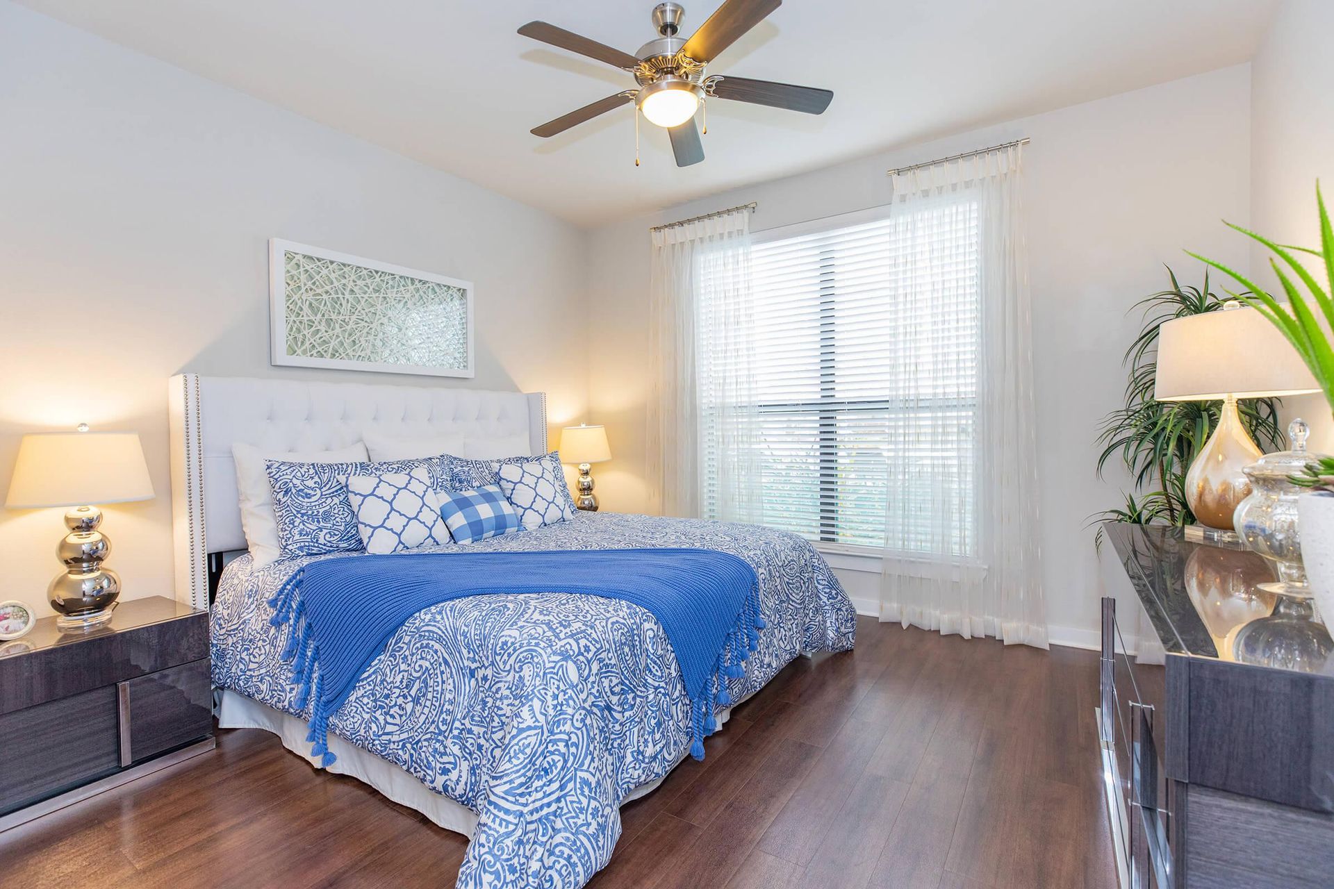 San Marino Apartments in Houston, TX