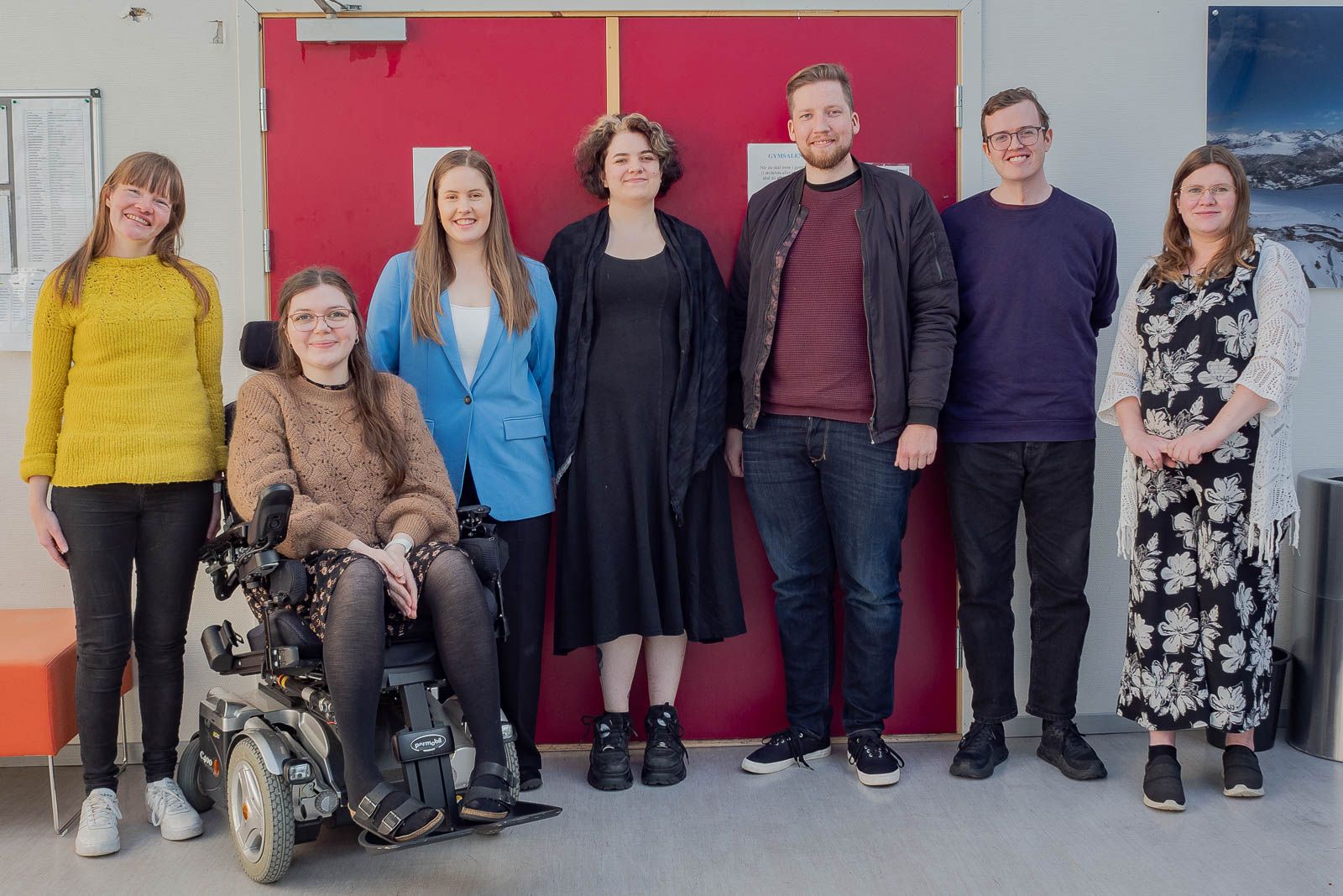 F.v.: Norunn S. Rørvik, Elise Rebekka Nordstrand Ulriksen, Anna Aabrekk, Mia Maurstad Heitmann, Kim Andrè Sætre, Markus Engeseth, Christiane Langelo Hole.