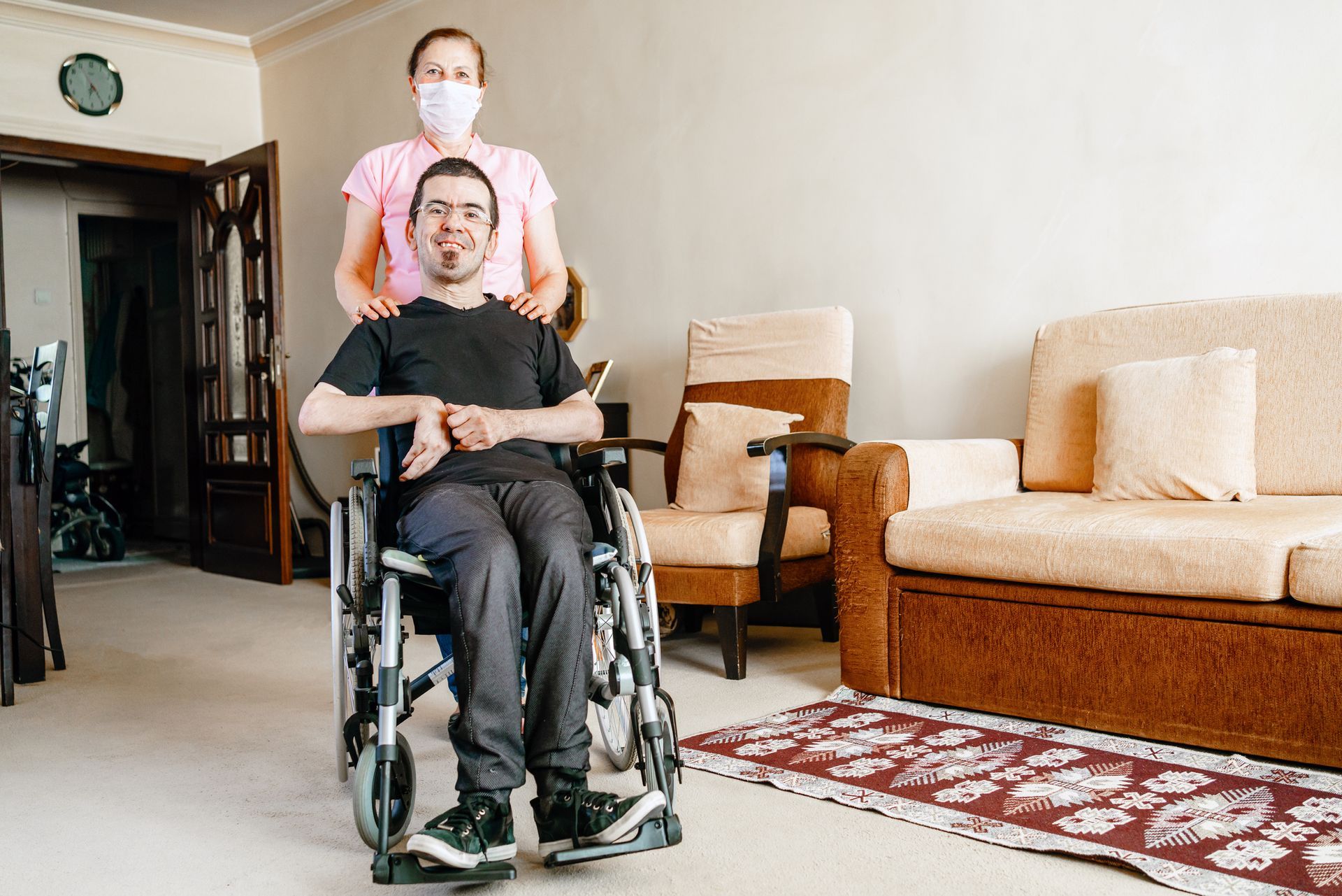 Senior Woman and her Nurse — Dublin, OH — Primary Care Nursing Services Inc Senior Woman and her Nurse — Dublin, OH — Primary Care Nursing Services Inc