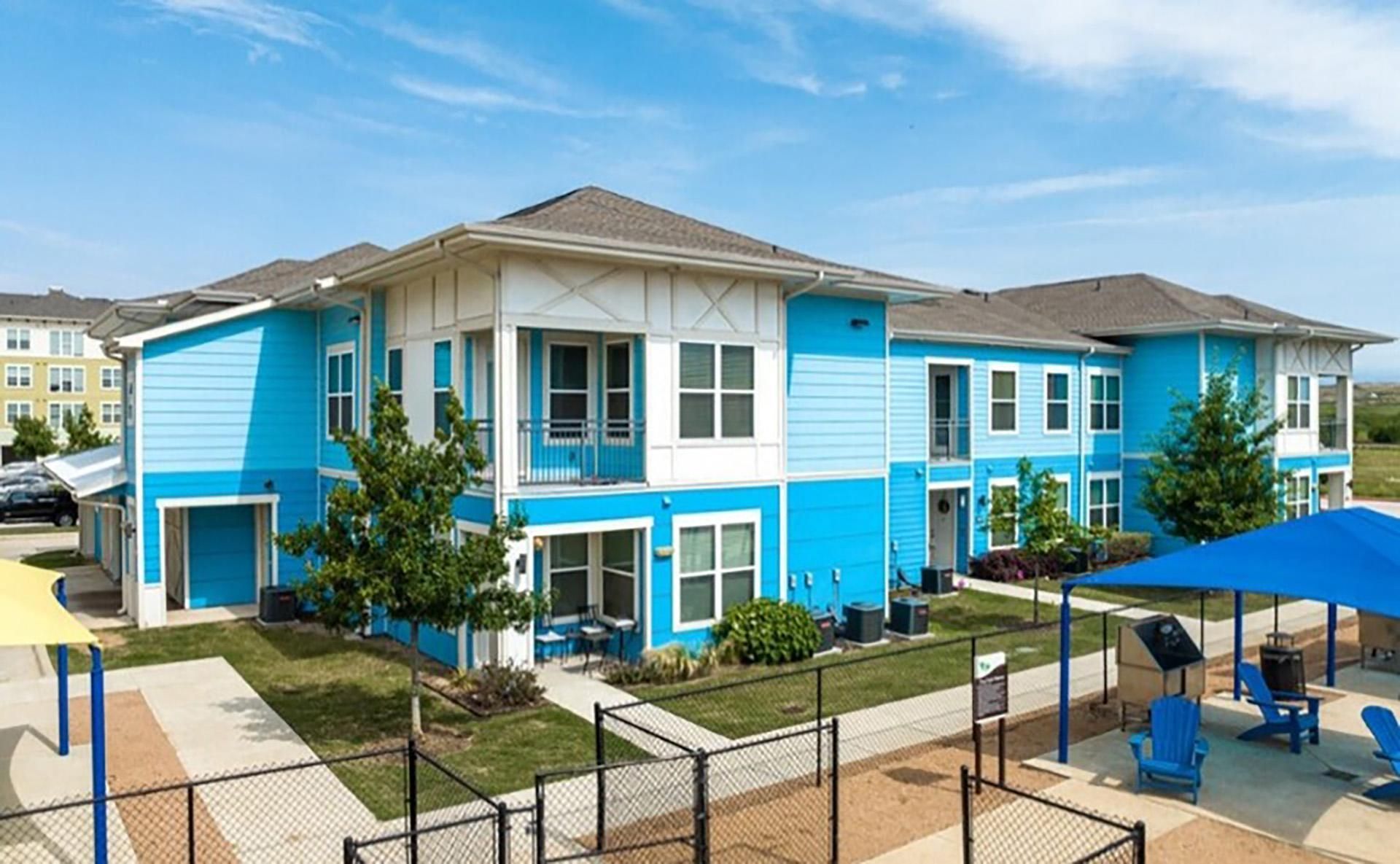 exterior blue