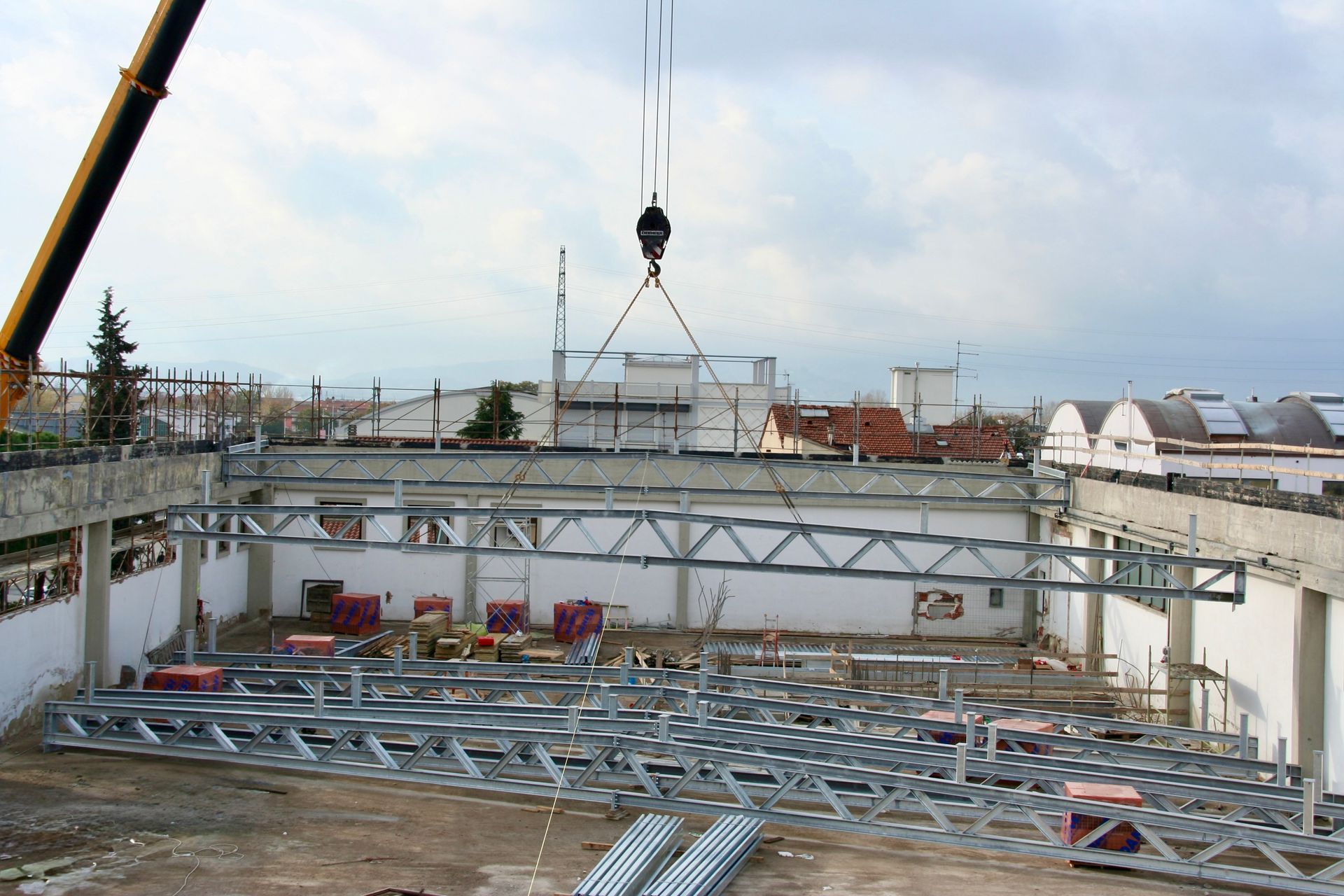 Struttura personalizzata per una copertura a Livorno