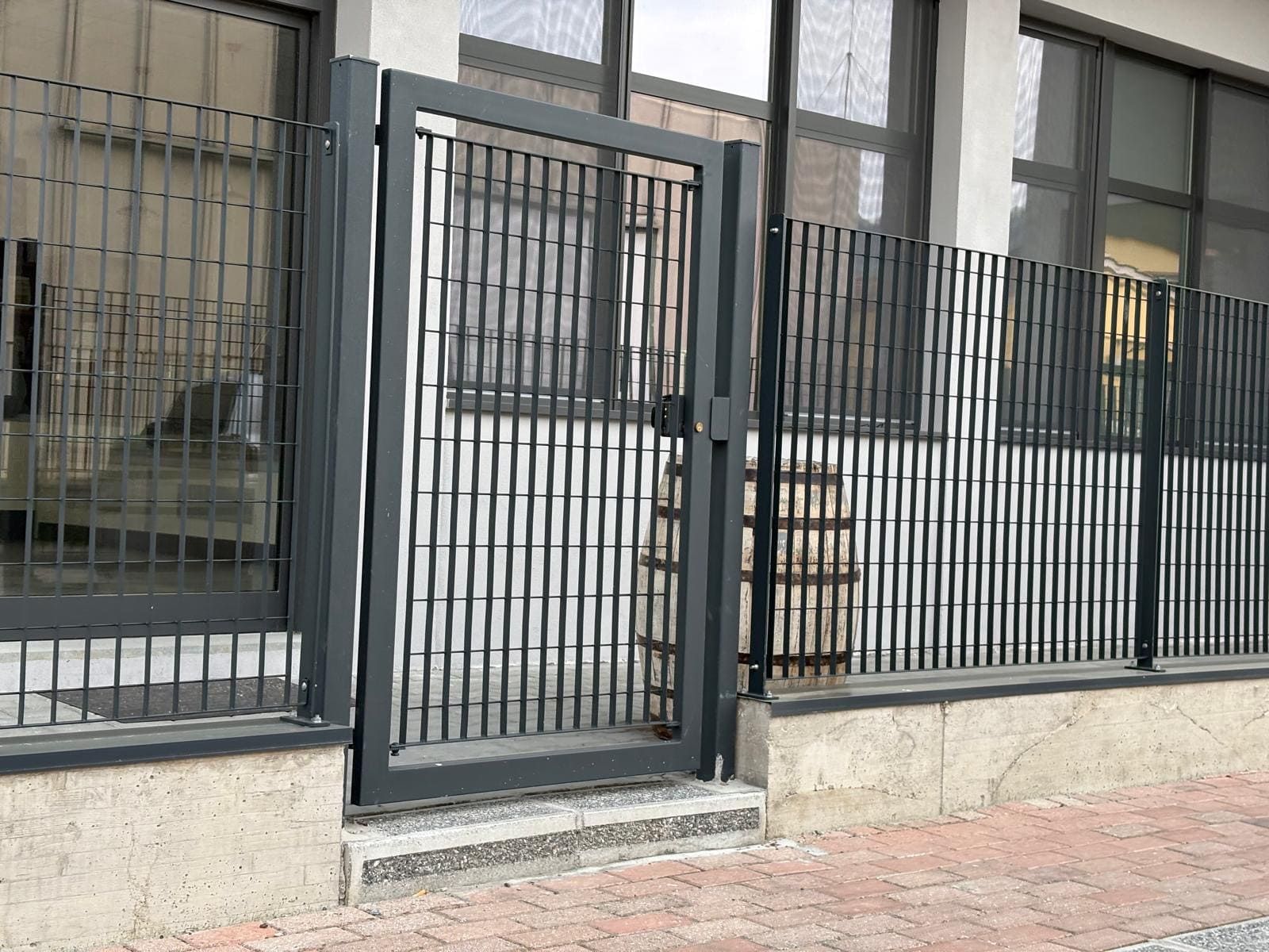Cancello pedonale Industriale a Calenzano