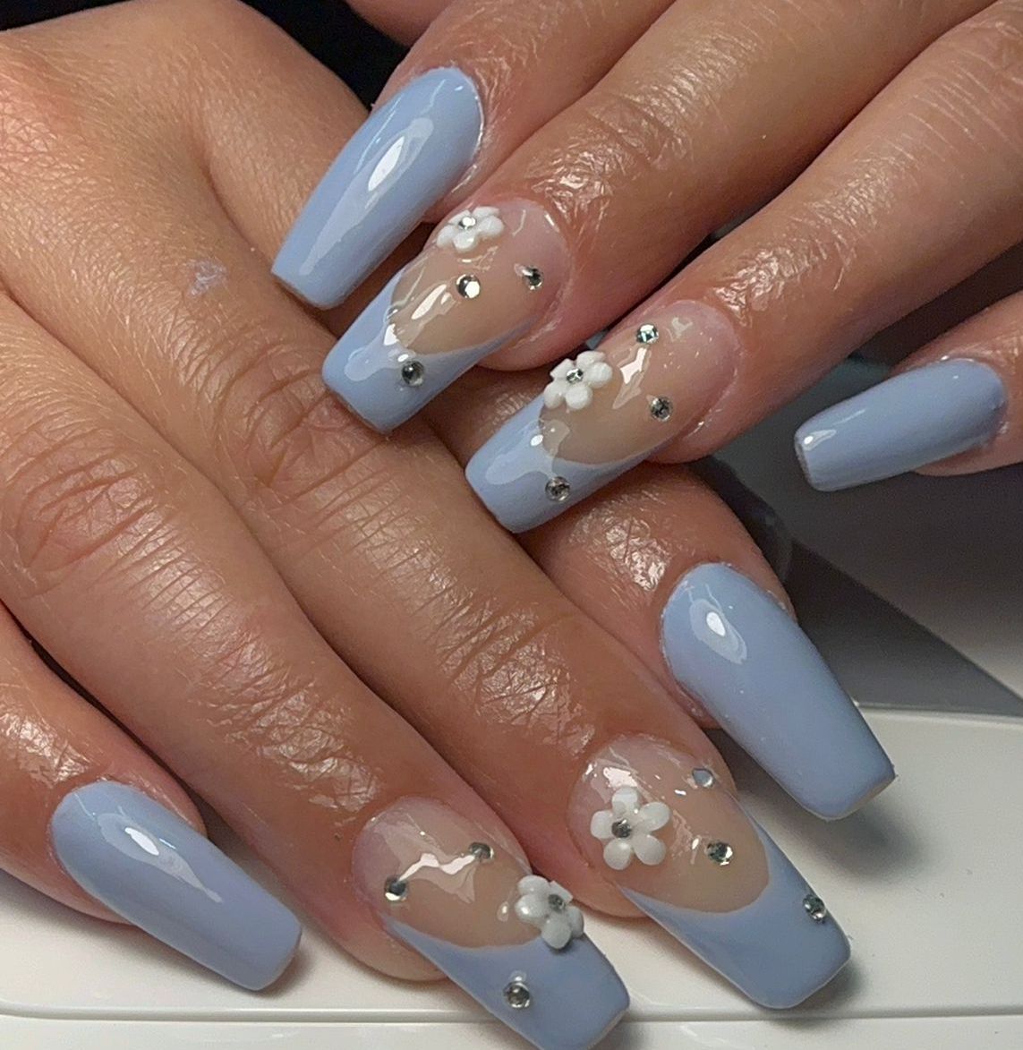 Uñas acrílicas Round Lake IL
