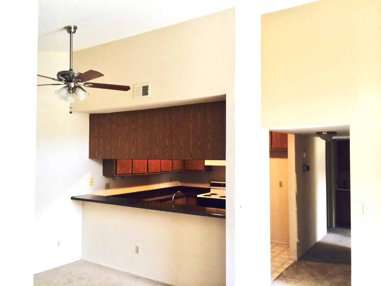 Hillgrove Creek Apartments