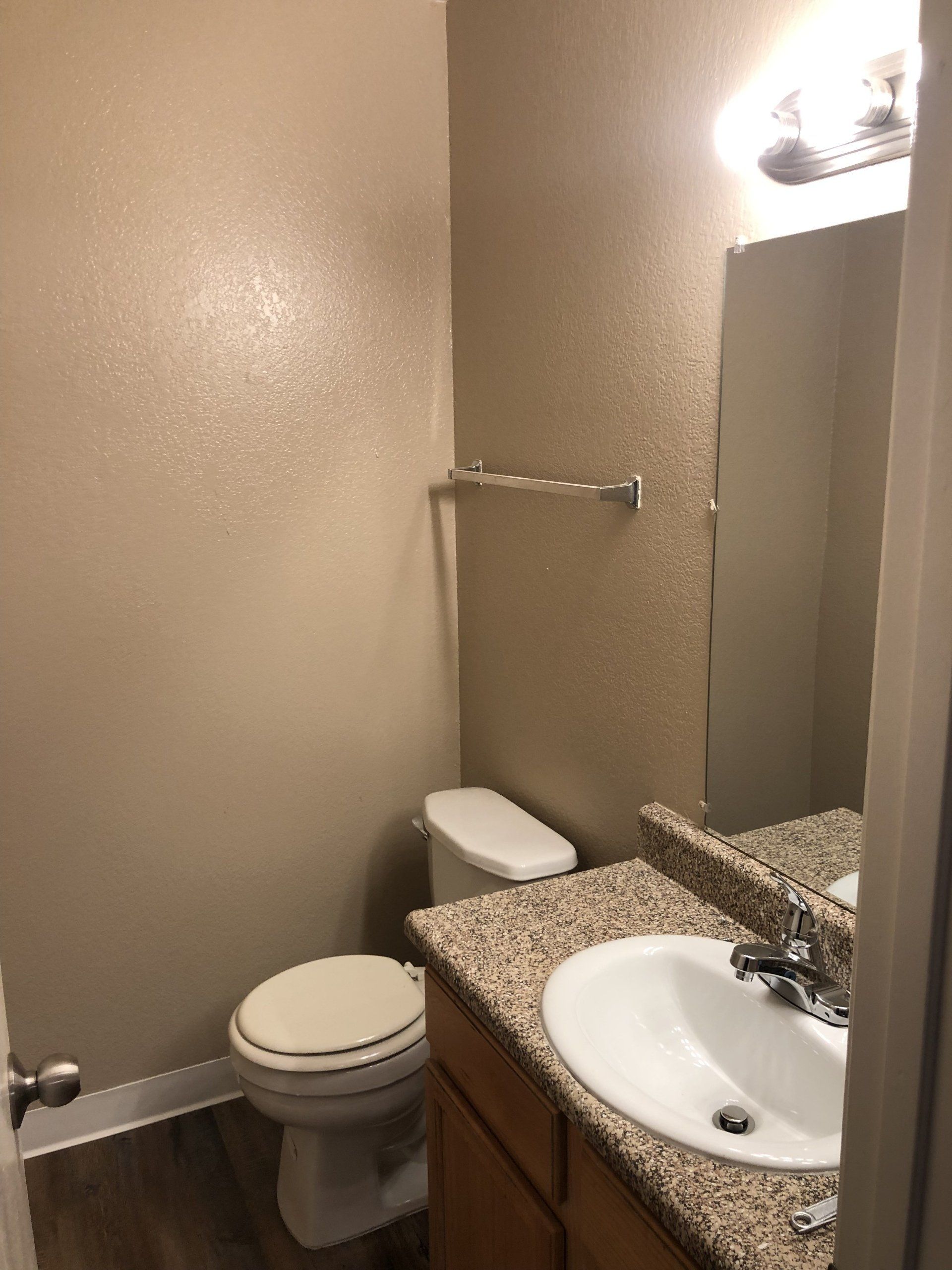 Madison Oaks bath