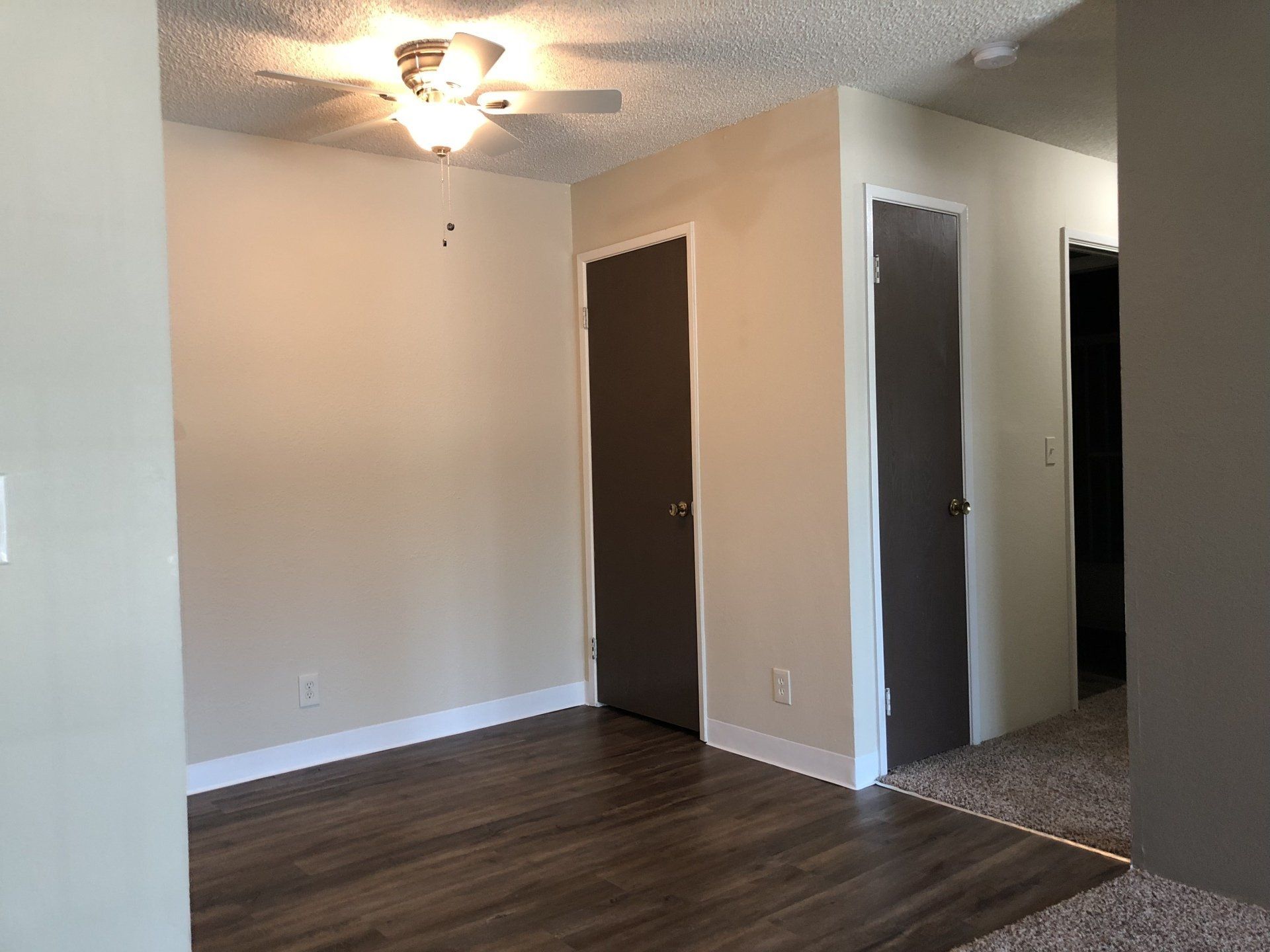 Oak Creek interior