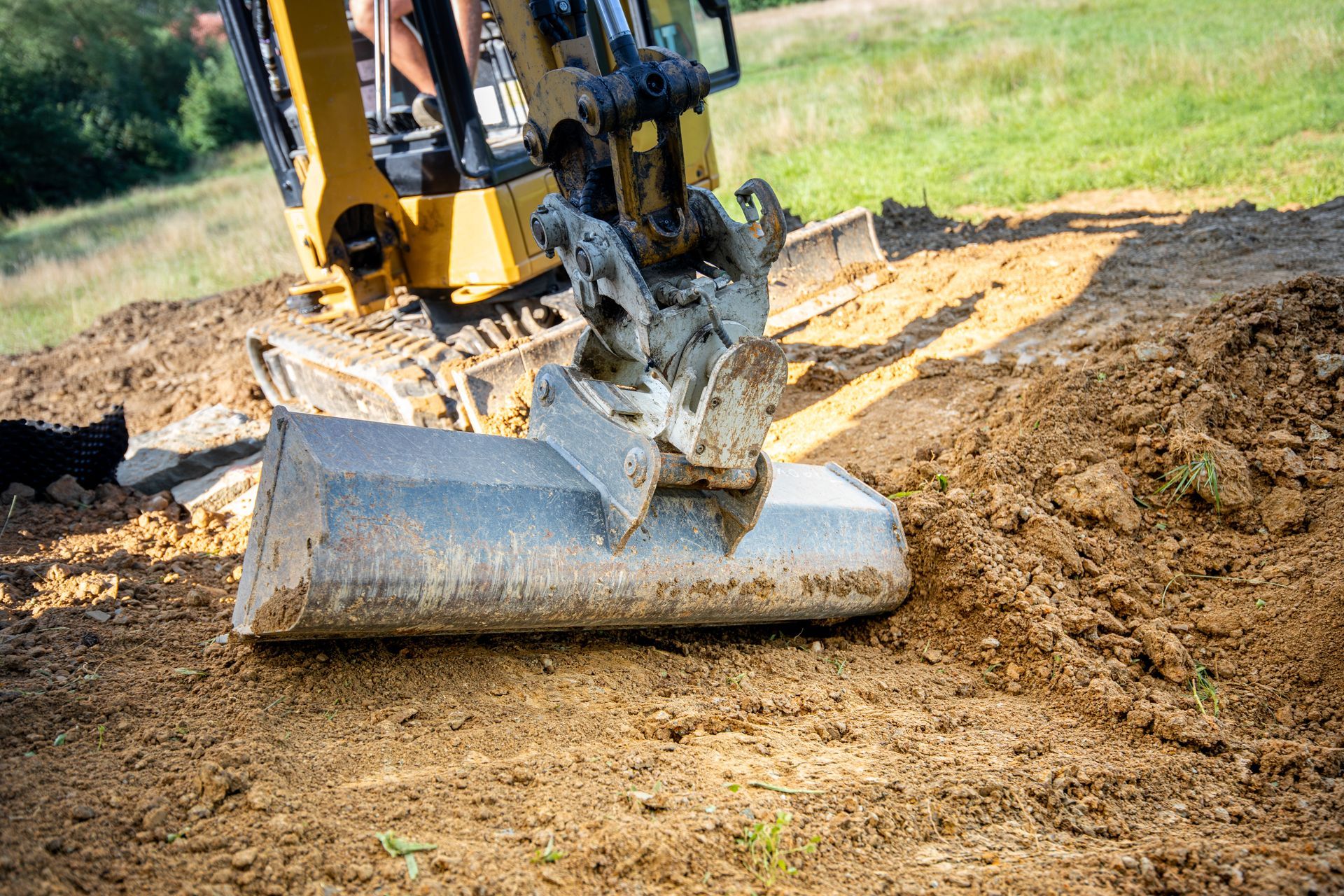 Mini excavator wet hire