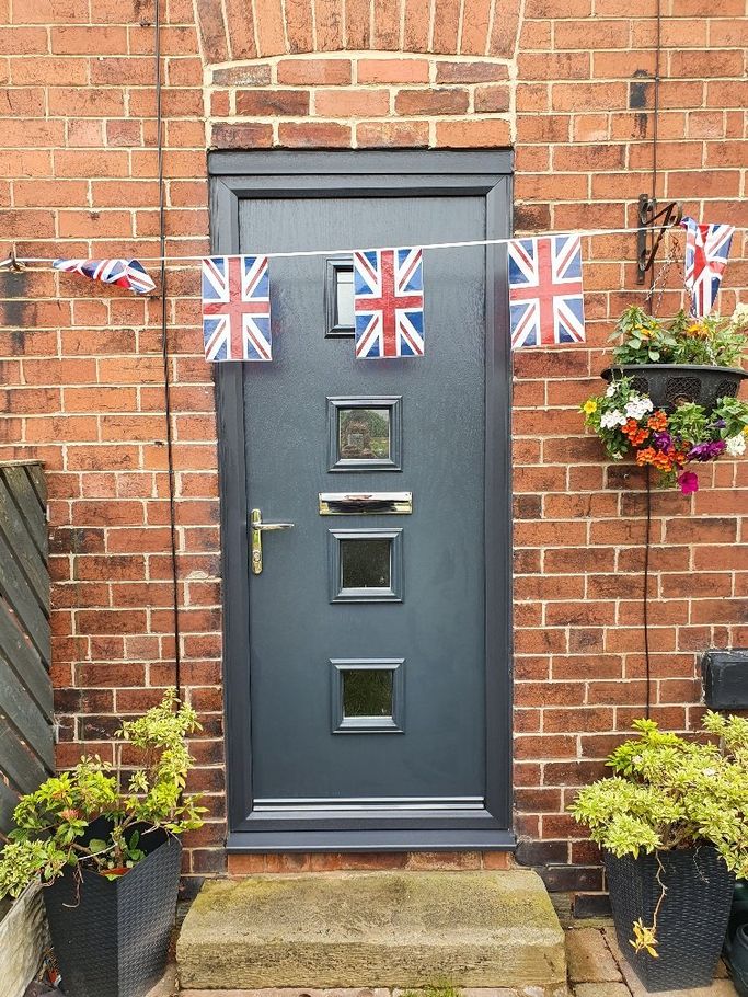 4 lite door