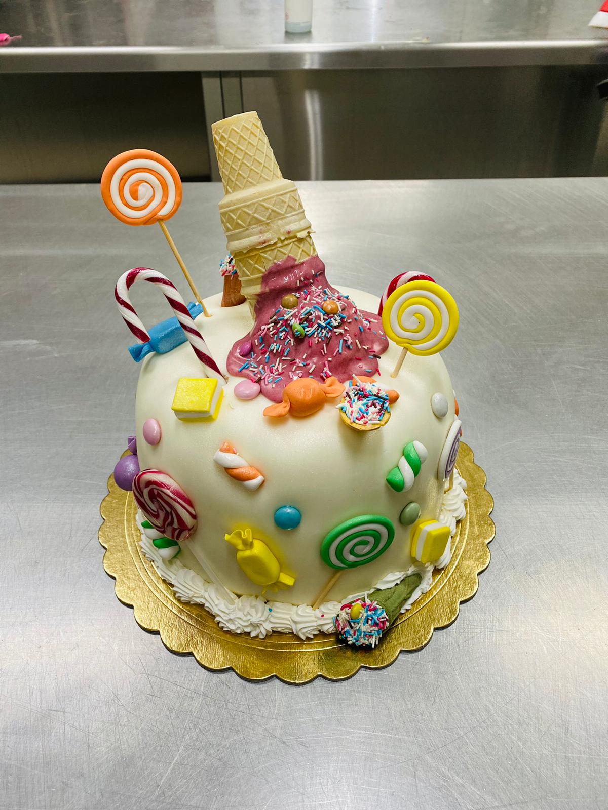 torta decorata