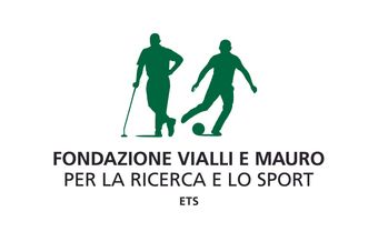 Green figures playing golf and soccer. Text: Fondazione Vialli e Mauro.
