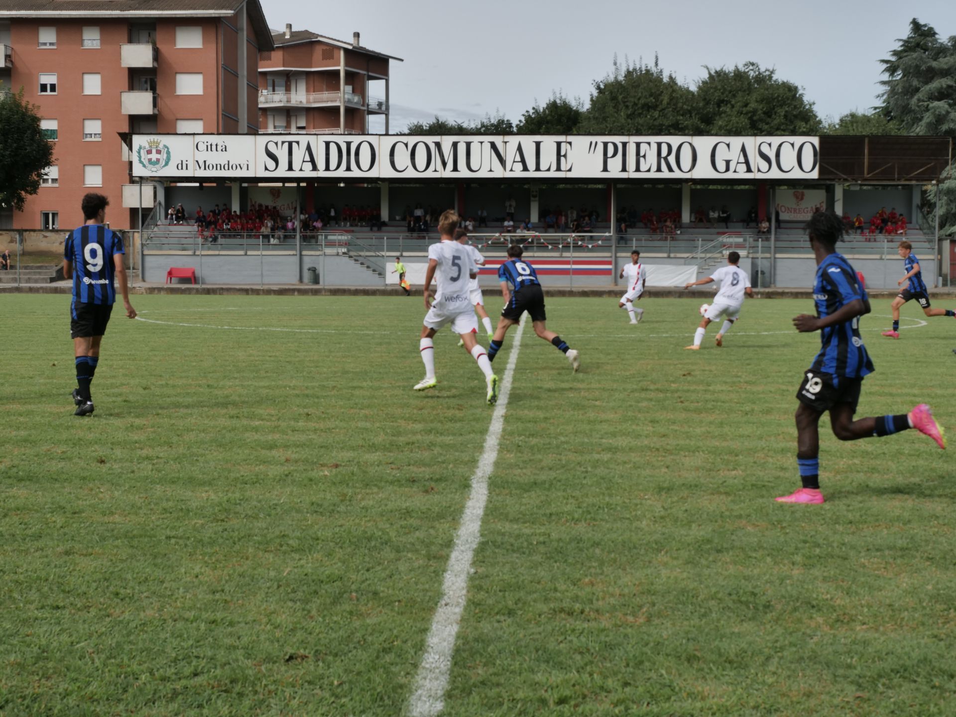 Partita di calcio allo Stadio Comunale 