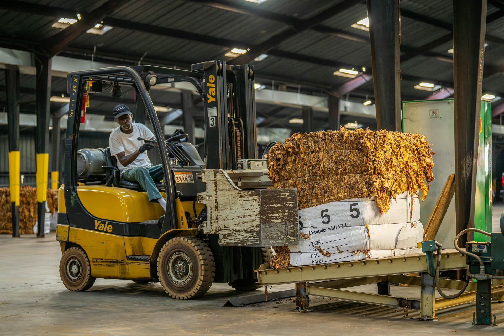 The Complete Guide to Forklift Preventive Maintenance for South Florida Warehouses