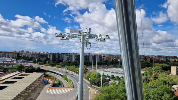 Posa di impianti tecnologici in edificio