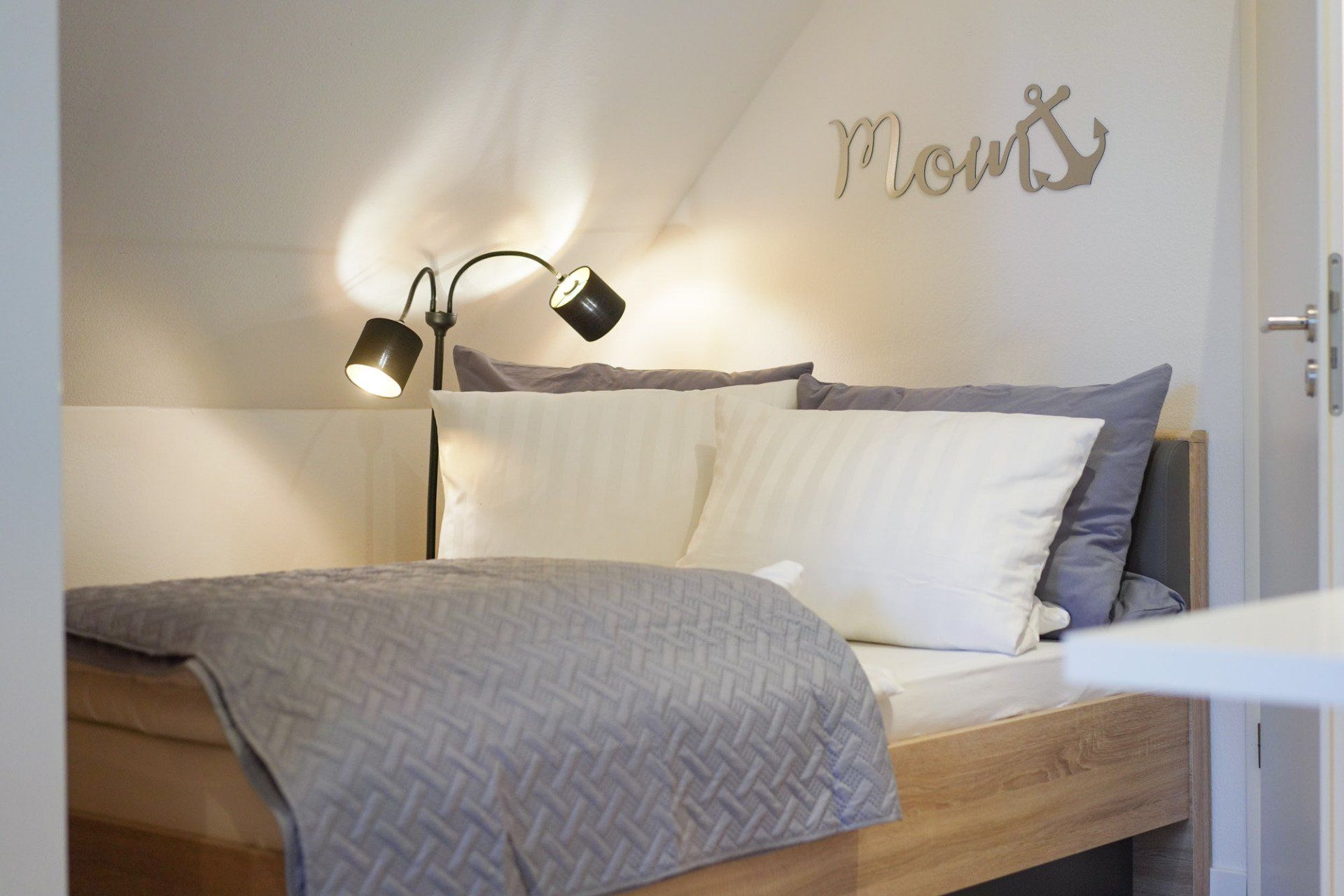 Ferienwohnung Papenburg, Schlafzimmer, Schlafbereich, Pärchenurlaub, Paarurlaub, maritim