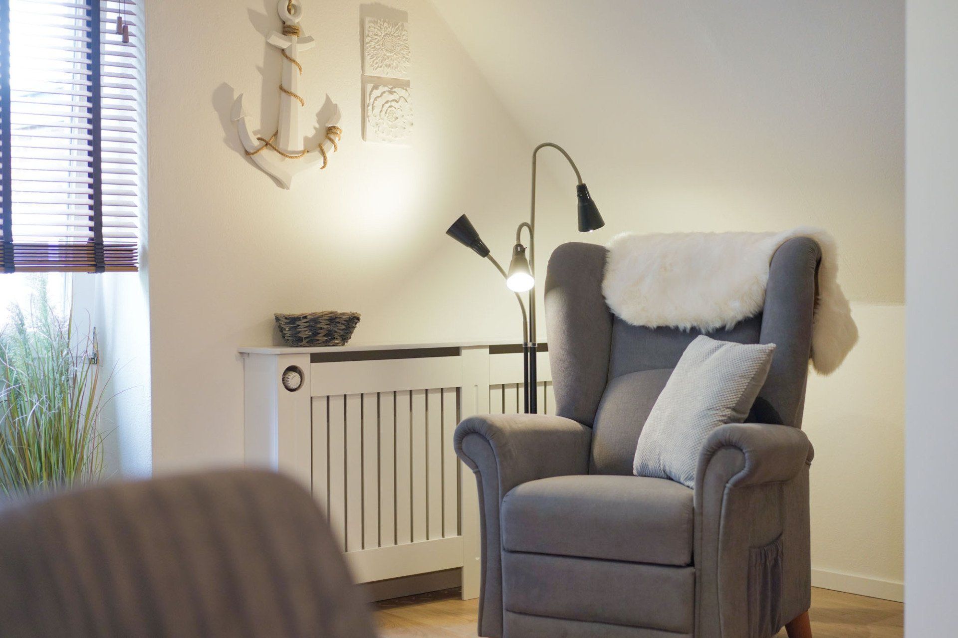 Ferienwohnung Papenburg, Wohnzimmer, Wohnbereich, maritim