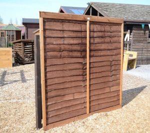 Lap wooden fence panels
