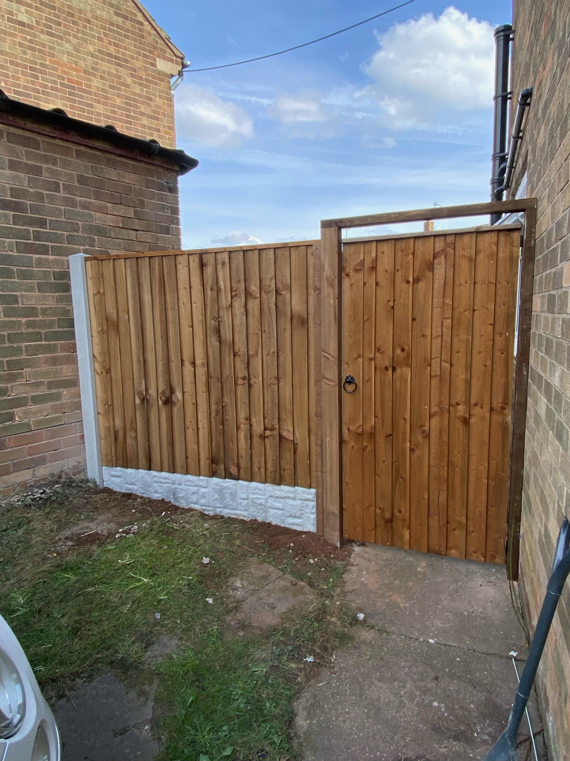 wooden garden gates in Cardiff