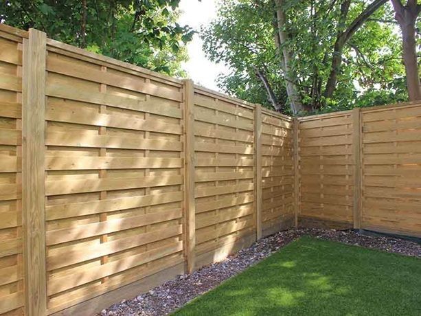 J&Z Fencing Hit and miss fencing