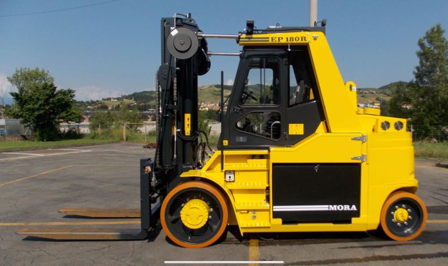 carrelli elevatori cingolati