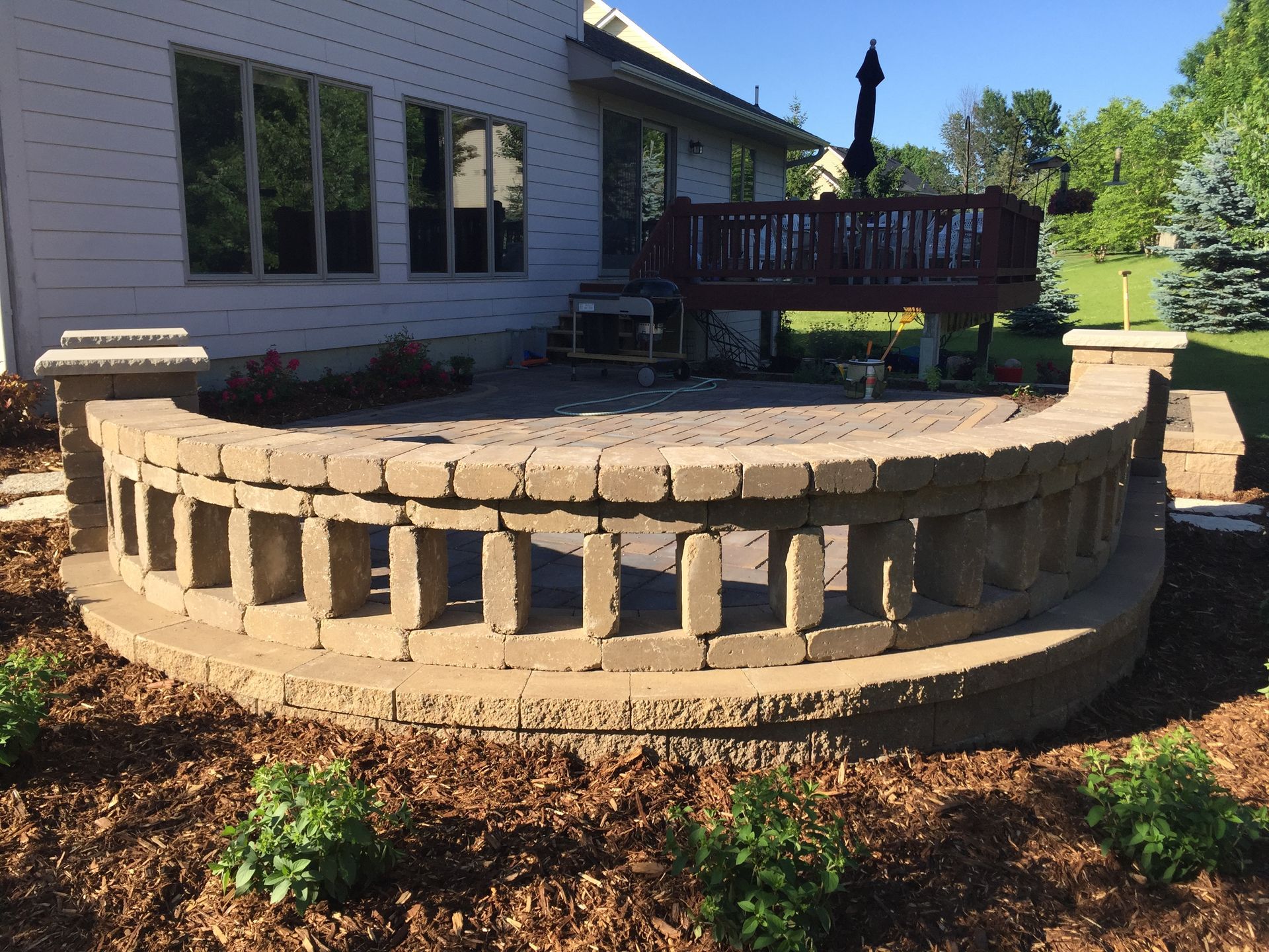freestanding wall