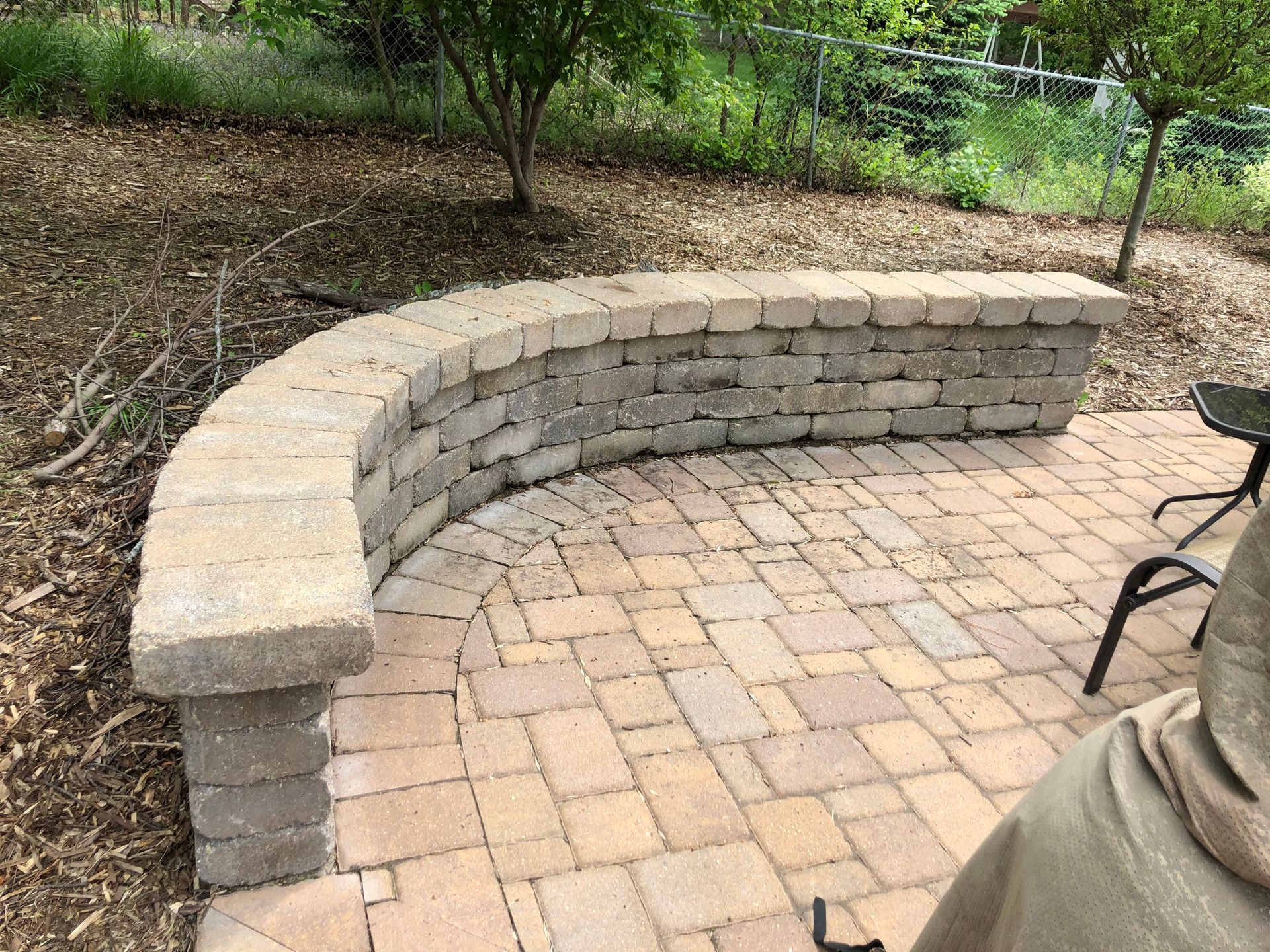 retaining wall install