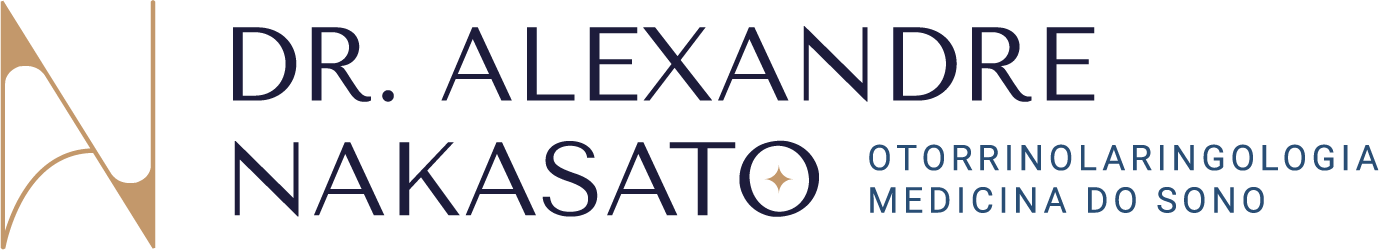 Logotipo para o Dr. Alexandre Nakasato, com símbolo e texto azul para otorrinolaringologia e medicina do sono.