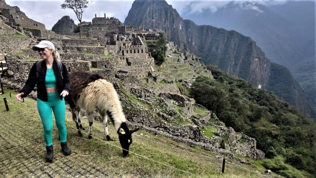 Alyssa Nowak in Machupicchu Alyssa Nowak in Machupicchu