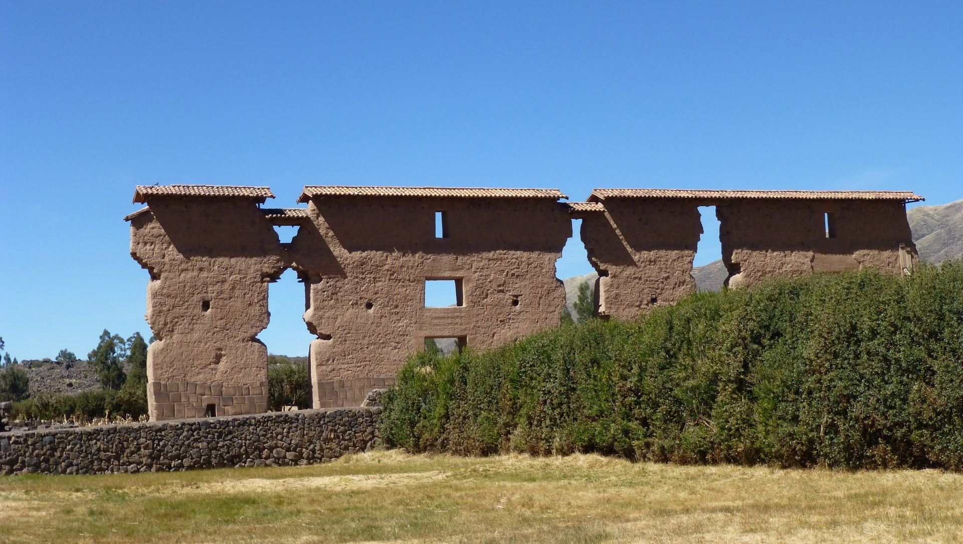 Raqchi: Temple of Wiracocha God