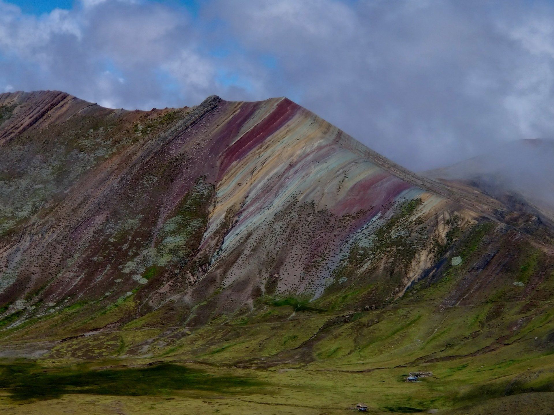 Montaña Arcoíris