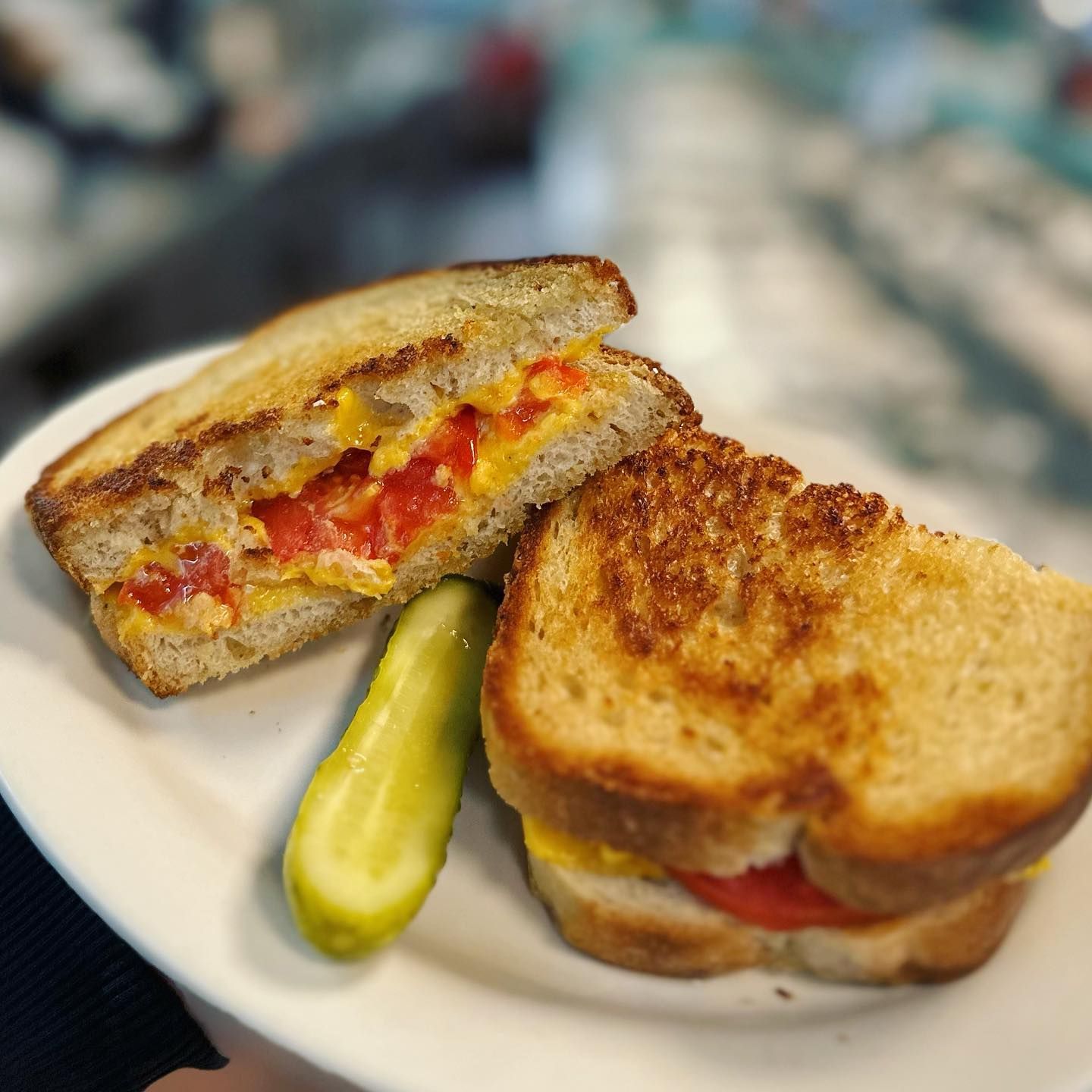 BLT