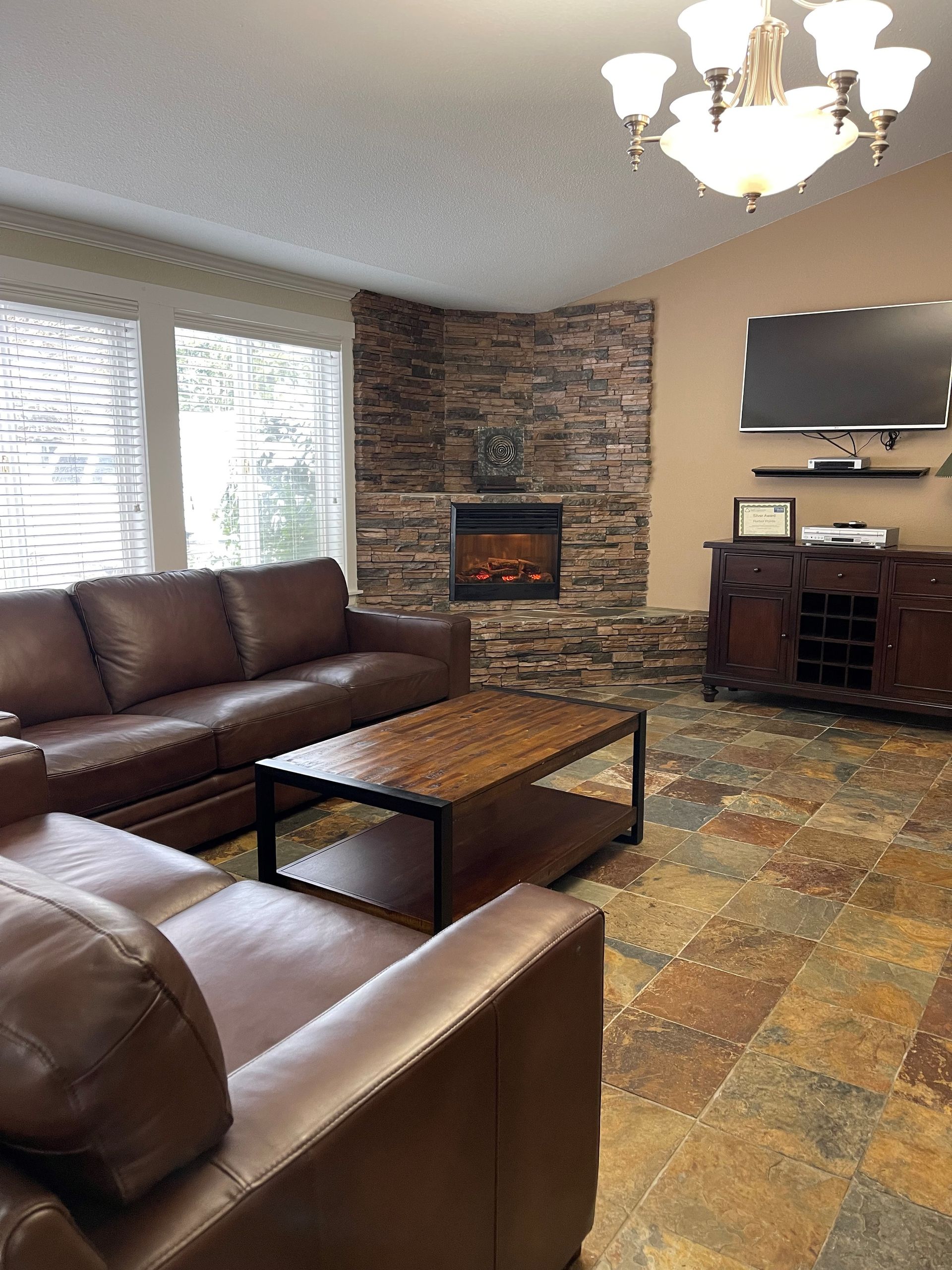 Harbor Pointe Apartments