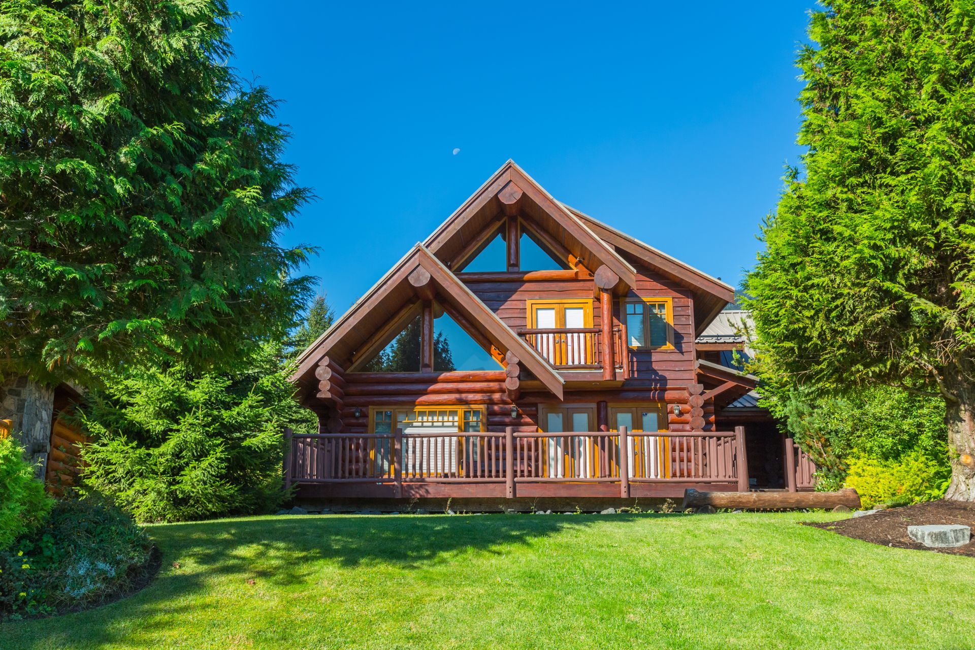 Log-style cabin