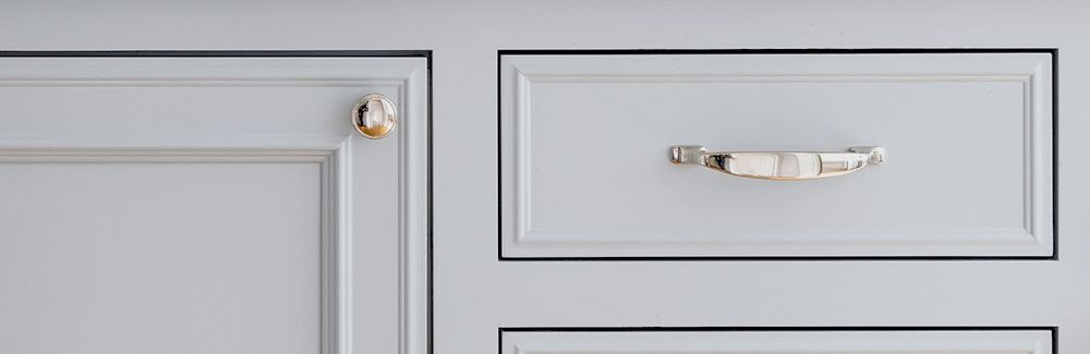 Cabinet hardware knobs and pulls on vintage style cabinets