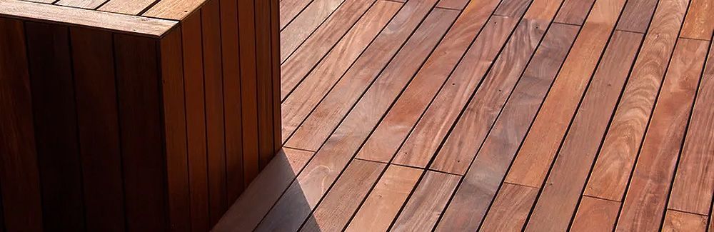 decorative tile with prominent grout lines