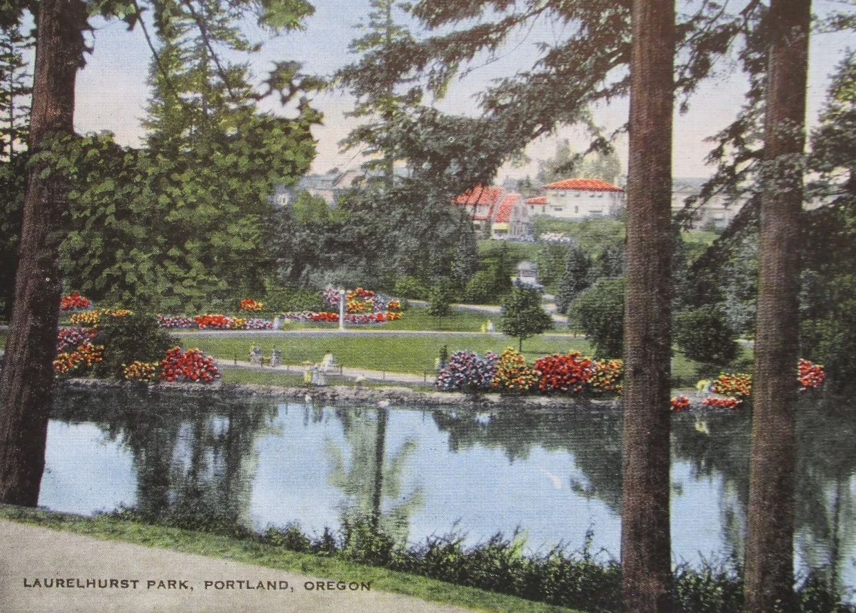 A colorized postcard from circa 1915 showcasing Laurelhurst Park, one of the neighborhoods enviable amenities.