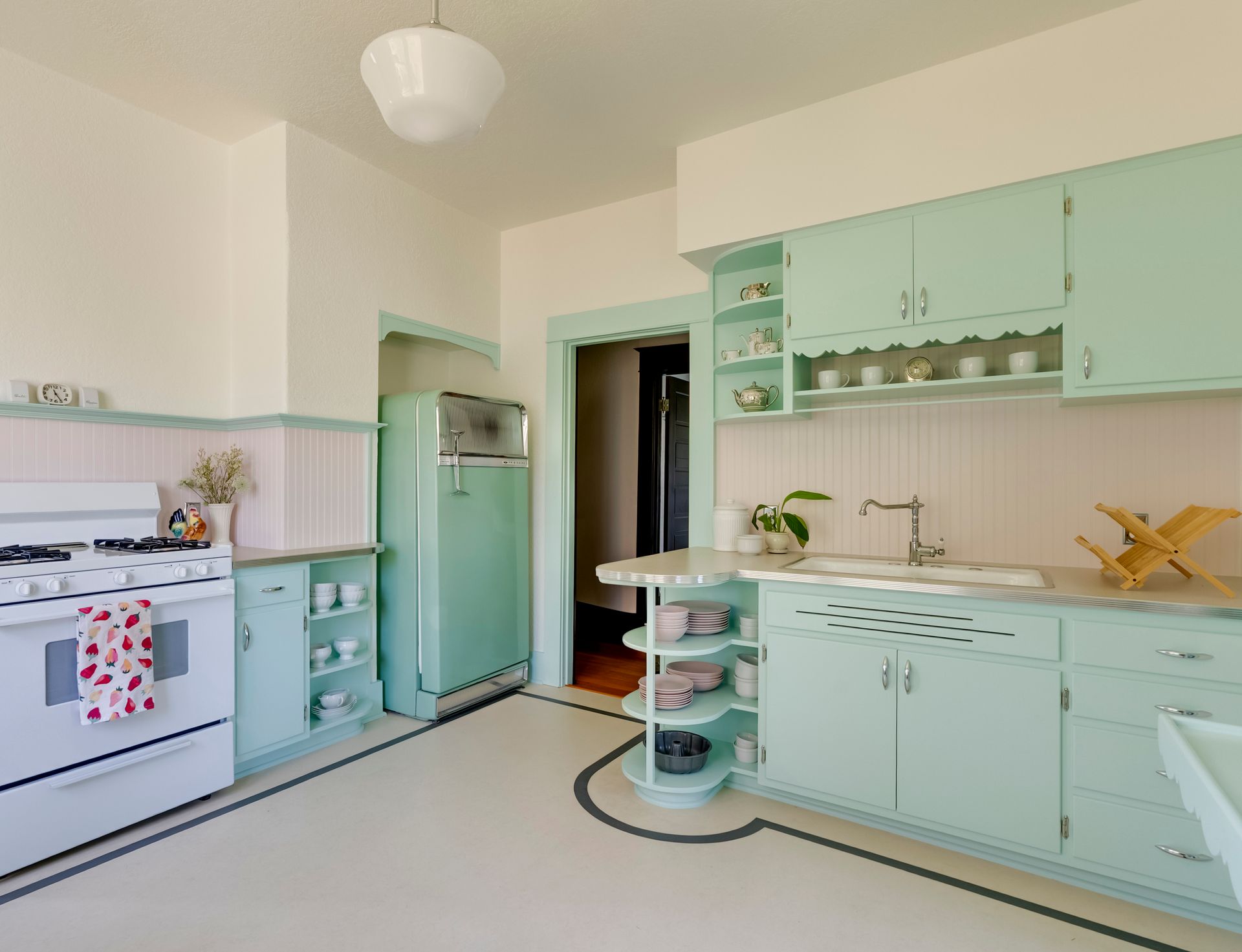 This Oregon City kitchen was uniquely styled to suit the home's original period character.