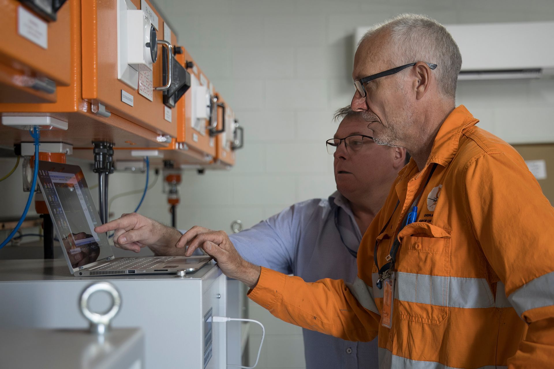 Airfield Lighting Maintenance - Australian Airport Lighting
