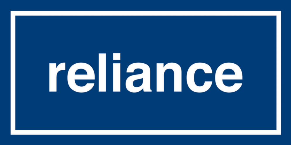 Le mot reliance est écrit en blanc sur fond bleu.