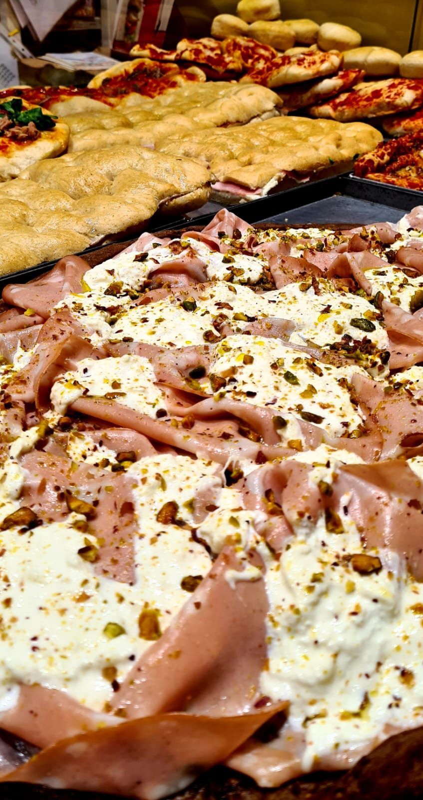 Focaccia farcita