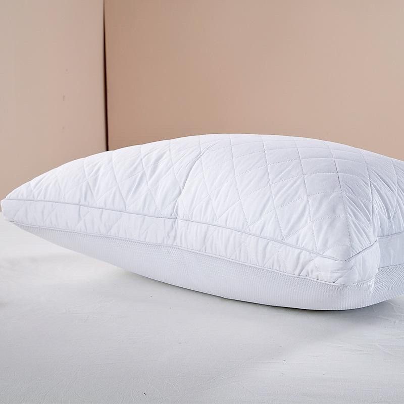 【RoyalWings】典雅五星飯店枕 / 3D立體彈力羽絲絨枕