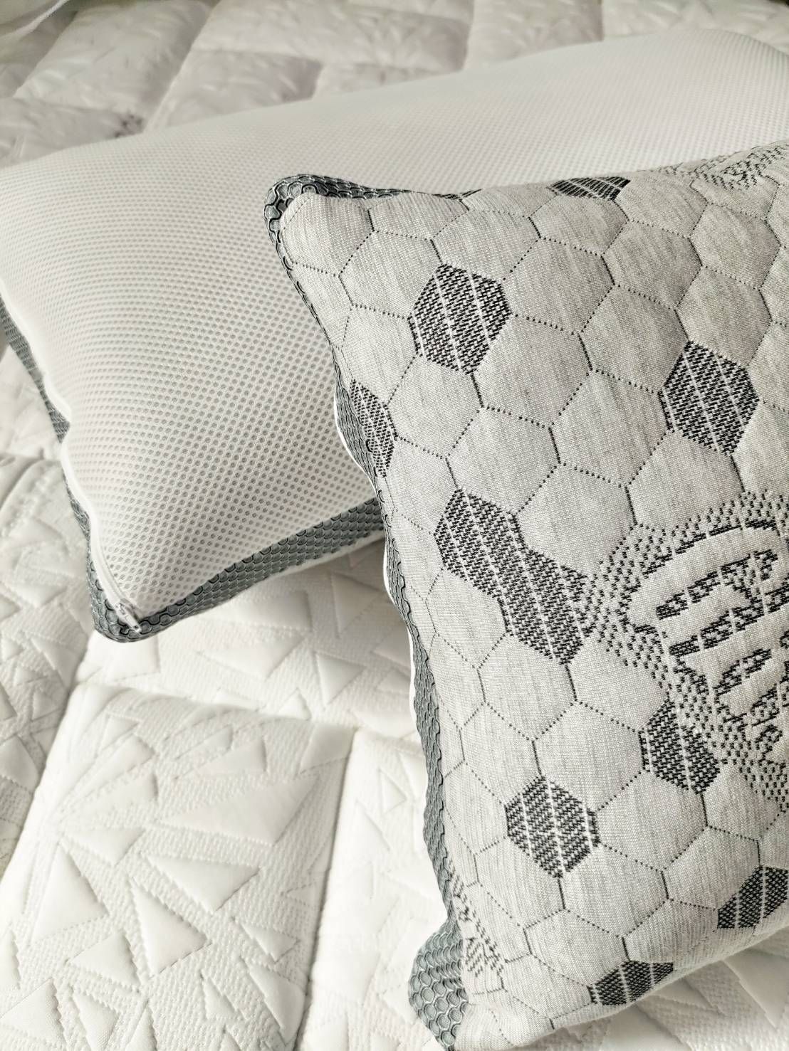 【RoyalWings】石墨烯GRAPHENE獨立筒枕