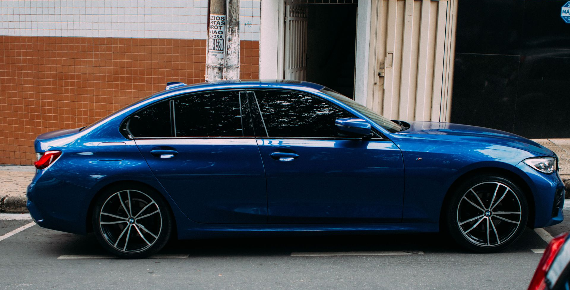 Car window tinting in Nashville
