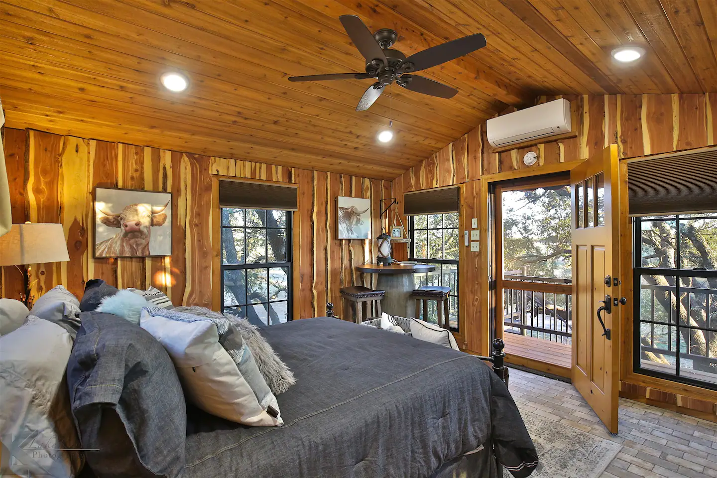 The inside of Ryder's Treehouse in Baird, TX